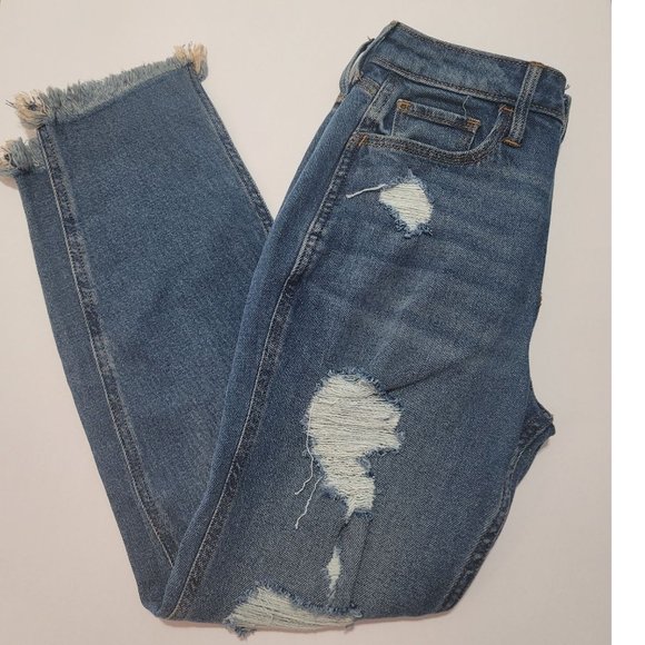 Hollister Curvey High-Rise Mom Jean, VintageStretch. OS 24Wx25L Great Condition. - Picture 1 of 14